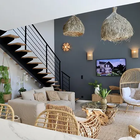 Prestige N7 - Piscine - 6 Personnes *