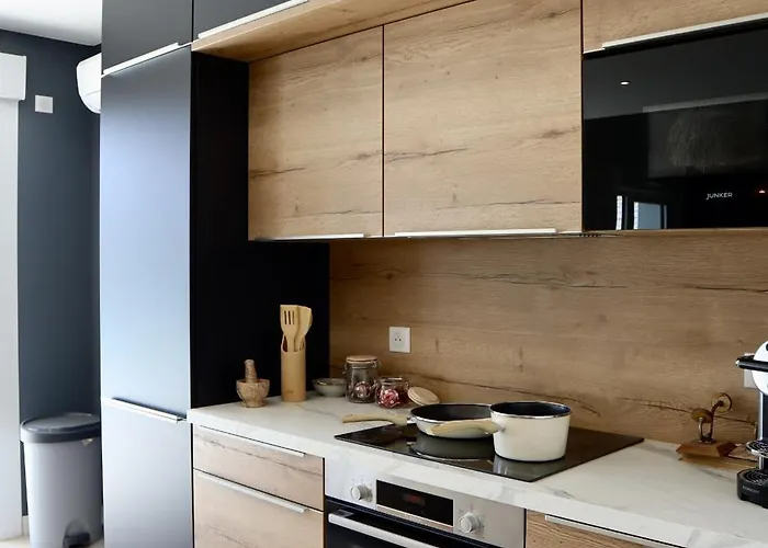 Prestige N7 - Piscine - 6 Personnes